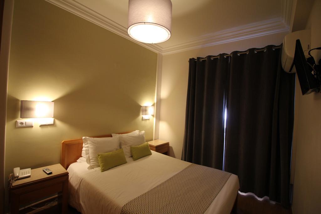Doppelzimmer mit Doppelbett